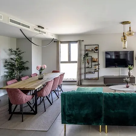 Luxury Serenity Benalmadena. Sea, Mountain View Apartment